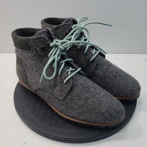 Women's Woolrich Hiking Wool Boots Size 9 Gray with Suede Accents Vibram Soles